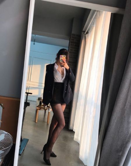 正在播放强揉爆乳女教师_BD国语全集免费播放