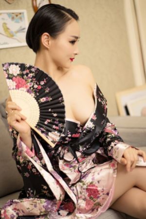上楼梯也要连在一起做_超清在线观看完整版