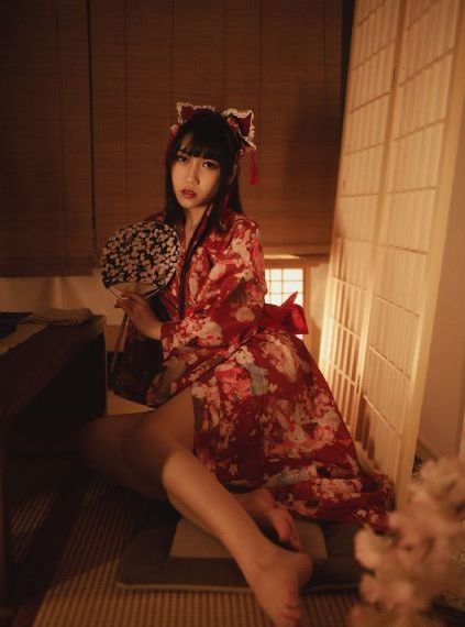 日本少妇中文喷潮手机在线_免费高清日本成人在线